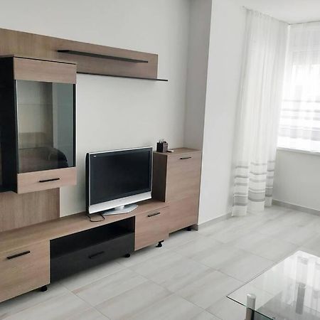 Plaza Apartman - City Center, Free Parking, Free Wifi Debreţin Exterior foto